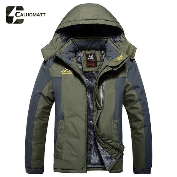 mens down parkas winter warm jacket thick outdoor sports climbing hiking men clothing large size fashion hooded cotton coats 220923, Black
mens down parkas winter warm jacket thick outdoor sports climbing hiking men clothing large size fashion hooded cotton coats 220923, Black