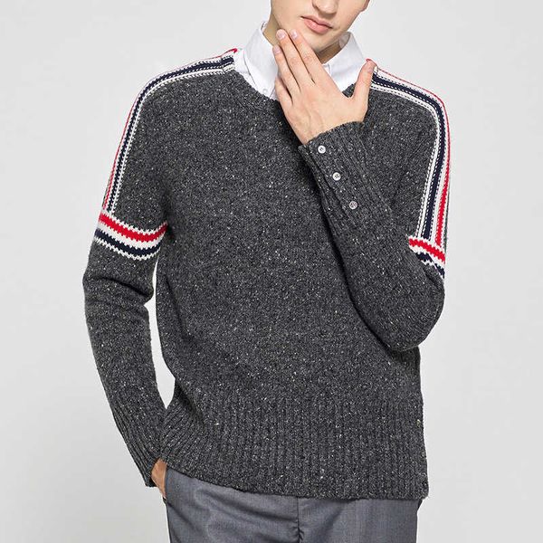 new tb thom casual sweater knit striped shoulder sleeve sweatshirt o-neck pullovers men clothing for korean, White;black
new tb thom casual sweater knit striped shoulder sleeve sweatshirt o-neck pullovers men clothing for korean, White;black