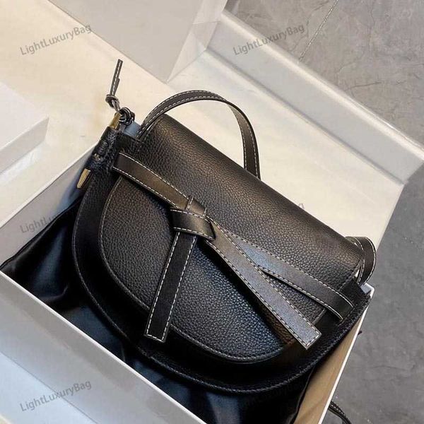 5a designer bag fashion design leather crossbody bags for women luxury korean version simple shoulder bag female purse and handbag 220918
5a designer bag fashion design leather crossbody bags for women luxury korean version simple shoulder bag female purse and handbag 220918