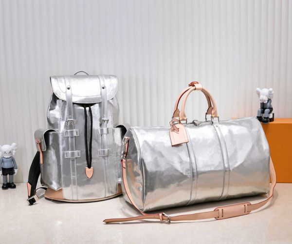 travel bag designer mirror backpack men duffle bag women travel bags hand luggage leather handbags large crossbody bags totes 50cm 41cm
travel bag designer mirror backpack men duffle bag women travel bags hand luggage leather handbags large crossbody bags totes 50cm 41cm