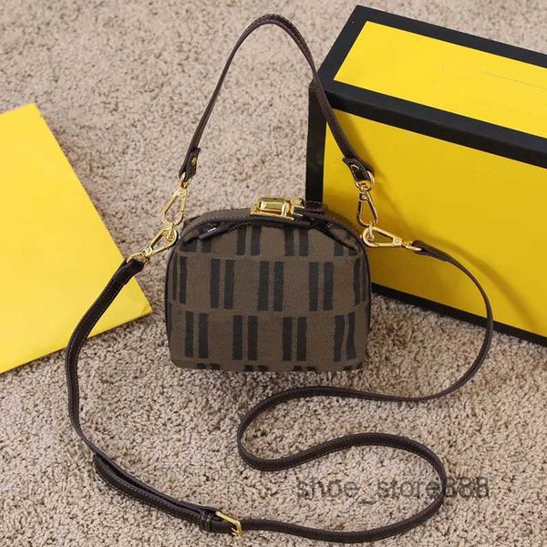 evening bags shoulder crossbody bag handbag purse canvas tote bags old flower detachable strap handle fashion letters buckle zipper women c
evening bags shoulder crossbody bag handbag purse canvas tote bags old flower detachable strap handle fashion letters buckle zipper women c