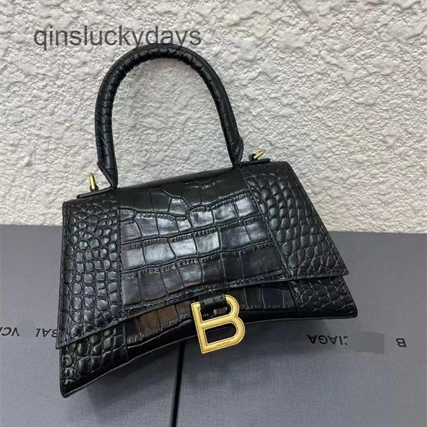 luxury balencaig bags outlet home b leather crocodile hourglass women's hand new fashion one shoulder messenge
luxury balencaig bags outlet home b leather crocodile hourglass women's hand new fashion one shoulder messenge