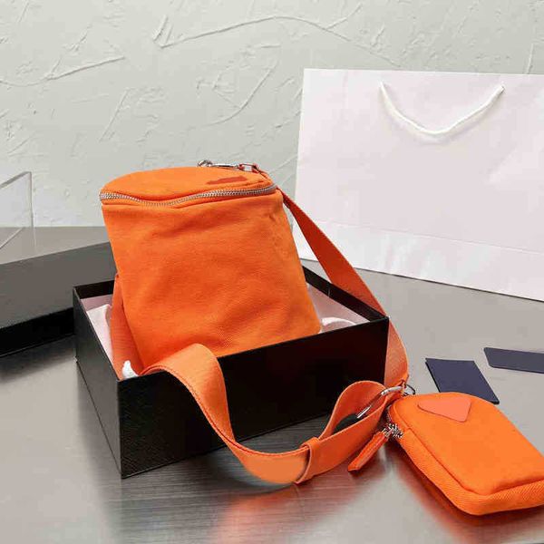 drawstring bags 3d triangular cylinder 2 in 1 women designer bags crossbody bags 220925
drawstring bags 3d triangular cylinder 2 in 1 women designer bags crossbody bags 220925