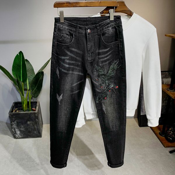 men's jeans streetwear stretch casual fashion washed retro style personality embroidered black male denim trousers 220923, Blue
men's jeans streetwear stretch casual fashion washed retro style personality embroidered black male denim trousers 220923, Blue