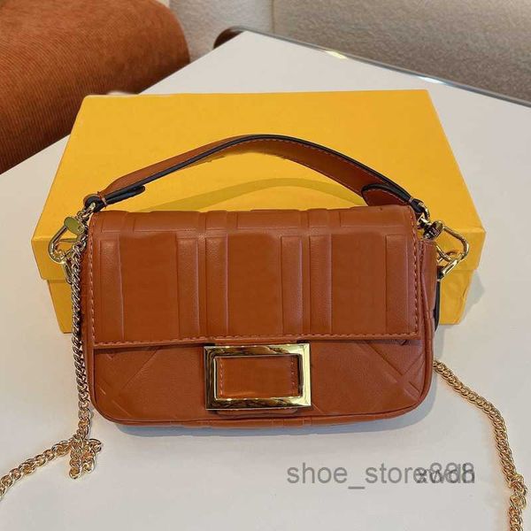 evening bags crossbody baguette bag small handbags purse magnetic buckle closure plain wallets raised printing golden chain 19cmmulti poche