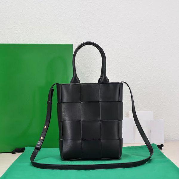 10a tier mini intreccio tote bag mirror quality womens real leather handle handbag small black shopping bag classic woven purse crossbody sh
10a tier mini intreccio tote bag mirror quality womens real leather handle handbag small black shopping bag classic woven purse crossbody sh
