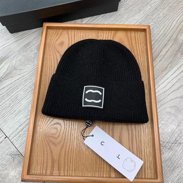designer brand men's luxury beanie hats women's autumn and winter new fashion trend c letter outdoor warm knitted hats, Blue;gray
designer brand men's luxury beanie hats women's autumn and winter new fashion trend c letter outdoor warm knitted hats, Blue;gray