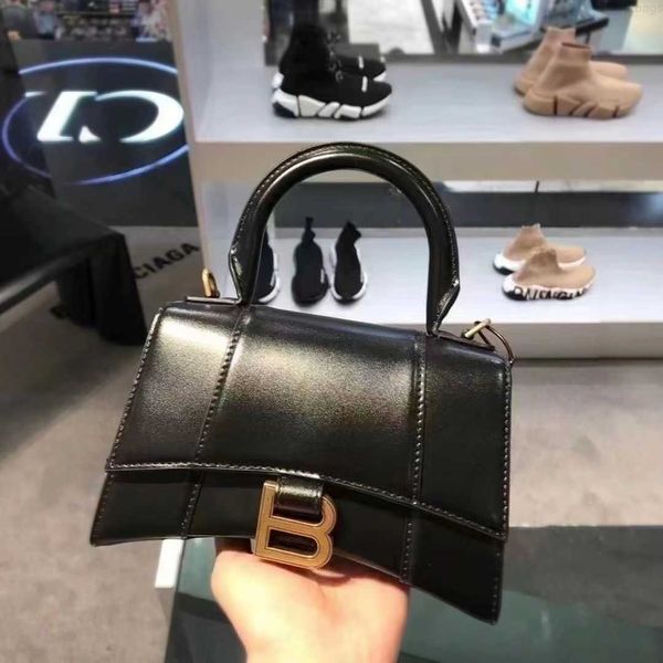 designer balencigass hourglass bag alligator 2022 new leather b-shaped shoulder crossbody handbag fashionable versatile 6nhx
designer balencigass hourglass bag alligator 2022 new leather b-shaped shoulder crossbody handbag fashionable versatile 6nhx