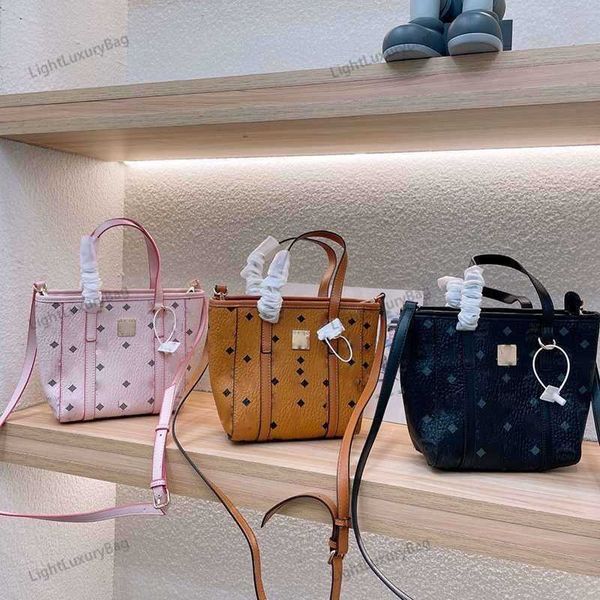 shoulder bag designer tote leather wallet quality crossbody for women classic famous brand shopping purses 220921
shoulder bag designer tote leather wallet quality crossbody for women classic famous brand shopping purses 220921