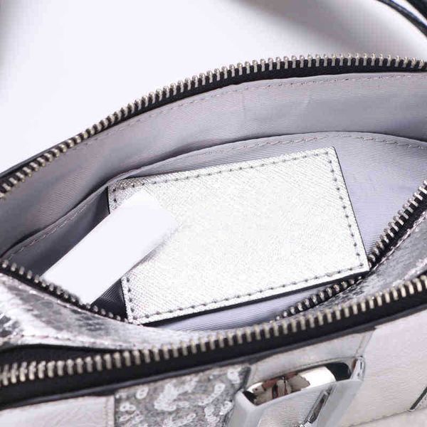 designer handbag luxury brand fashion classic style women's crossbody handbag shoulder carry handbag wallet wallet 005
designer handbag luxury brand fashion classic style women's crossbody handbag shoulder carry handbag wallet wallet 005