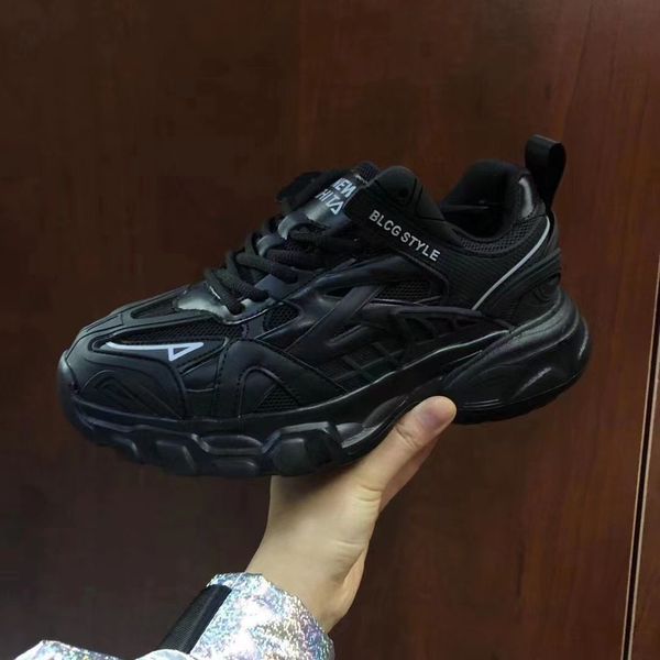 custom luxury designer shoes track and field 3.0 sneakers man platform casual white black net nylon printed leather sports shoes triple s be
custom luxury designer shoes track and field 3.0 sneakers man platform casual white black net nylon printed leather sports shoes triple s be