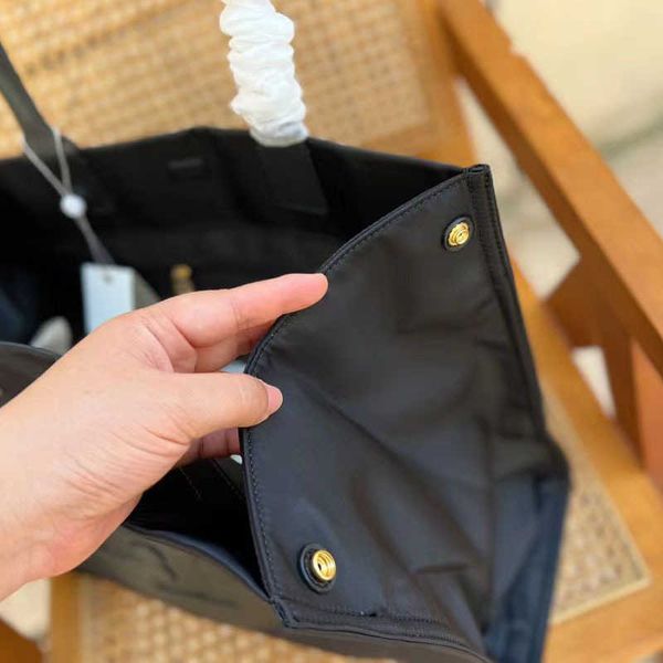 designer luxury women bags torys handbag tb fashion bucket bag inclined shoulder versatile multicolour purses burchs totes large capacity sa
designer luxury women bags torys handbag tb fashion bucket bag inclined shoulder versatile multicolour purses burchs totes large capacity sa
