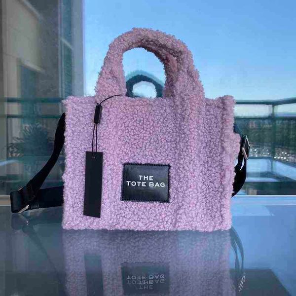 designer luxury women the tote bag fashion versatile handbags shoulder crossbody bags purse tories totes large capacity saddle wallets 7a a
designer luxury women the tote bag fashion versatile handbags shoulder crossbody bags purse tories totes large capacity saddle wallets 7a a