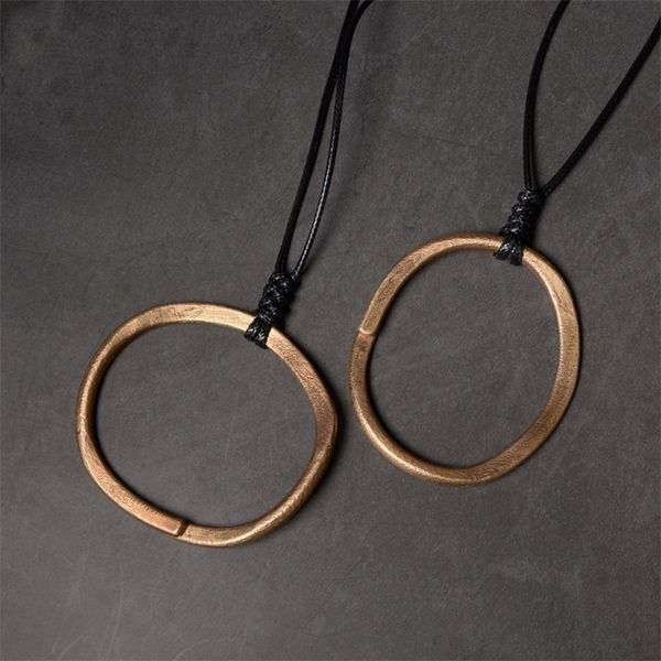 pendant necklaces pure copper hand crafted solid necklace minimalist retro sweater size adjustable metal puck jewelry for couple 220924, Silver
pendant necklaces pure copper hand crafted solid necklace minimalist retro sweater size adjustable metal puck jewelry for couple 220924, Silver