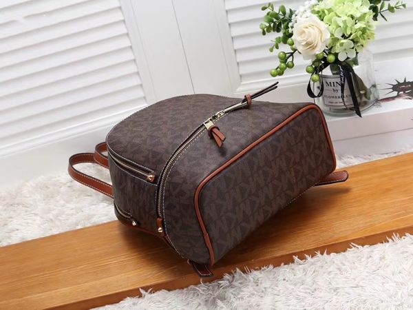 brand 2023 mens backpacks women's handbag leather design bags fashion brown letter crossbody bag 27x14x129cm187o
brand 2023 mens backpacks women's handbag leather design bags fashion brown letter crossbody bag 27x14x129cm187o