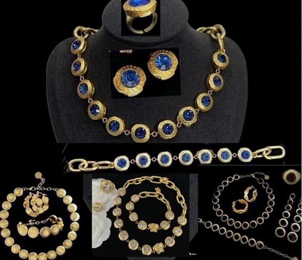 fashion designer blue resin crystal necklaces bracelet earring rings set banshee medusa head portrait 18k gold plated birthday festive engag, Black
fashion designer blue resin crystal necklaces bracelet earring rings set banshee medusa head portrait 18k gold plated birthday festive engag, Black