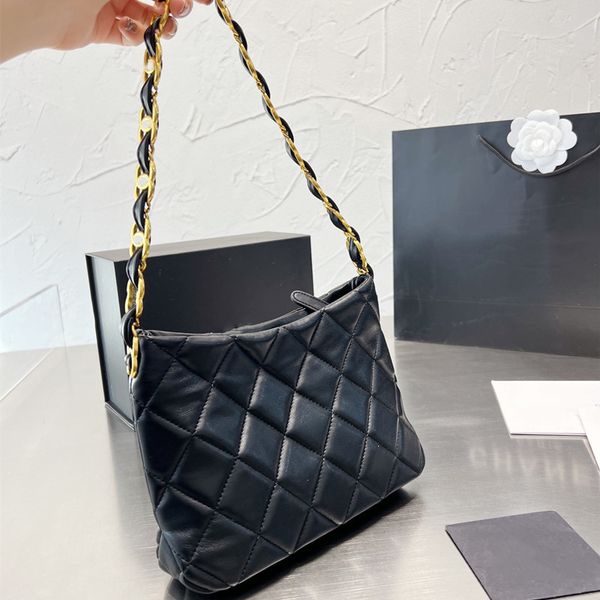 classic designer 22c spring black coarse chain bag small sheepskin hobo underarm bag restore ancient ways hardware sweet generous rhombic gr
classic designer 22c spring black coarse chain bag small sheepskin hobo underarm bag restore ancient ways hardware sweet generous rhombic gr