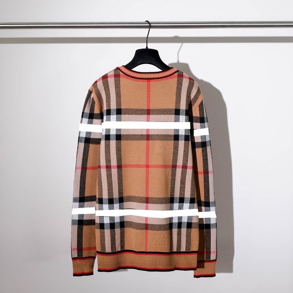 designer men's sweaters knitwear black and white yellow coffee knit wool warm classic plaid stripe brand fashion casual long sleeve lux, White;black
designer men's sweaters knitwear black and white yellow coffee knit wool warm classic plaid stripe brand fashion casual long sleeve lux, White;black