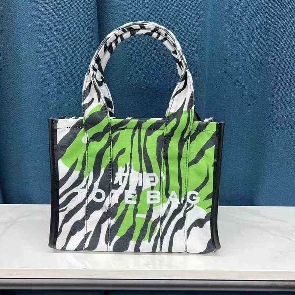 designer luxury women the tote bag fashion versatile handbags shoulder crossbody bags purse tories totes large capacity saddle wallets 7a i
designer luxury women the tote bag fashion versatile handbags shoulder crossbody bags purse tories totes large capacity saddle wallets 7a i