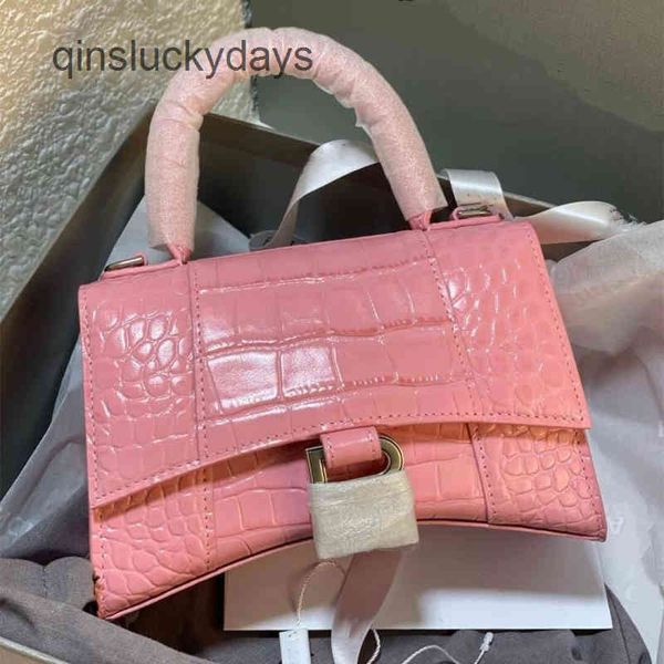 di0rbags luxury balencaig bags outlet genuine leather women's bag 2022 new fashion versatile crocodile pattern hourglas
di0rbags luxury balencaig bags outlet genuine leather women's bag 2022 new fashion versatile crocodile pattern hourglas