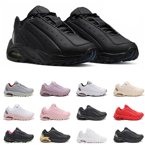 classic triple black nocta x terra running shoes mens women step terras all white university gold sail red metallic designer comfortable run
classic triple black nocta x terra running shoes mens women step terras all white university gold sail red metallic designer comfortable run