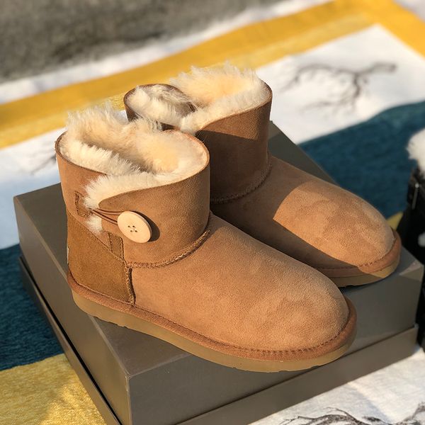 australia australianwinter women's snow boots luxury designer boots sheepskin wool classic versatile short mini plush maroon black 5854
australia australianwinter women's snow boots luxury designer boots sheepskin wool classic versatile short mini plush maroon black 5854