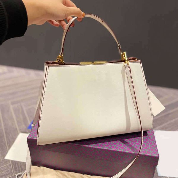 designer luxury women bag tory handbag tb fashion inclined shoulder bags versatile purses tories burchs totes large capacity saddle coal wal
designer luxury women bag tory handbag tb fashion inclined shoulder bags versatile purses tories burchs totes large capacity saddle coal wal