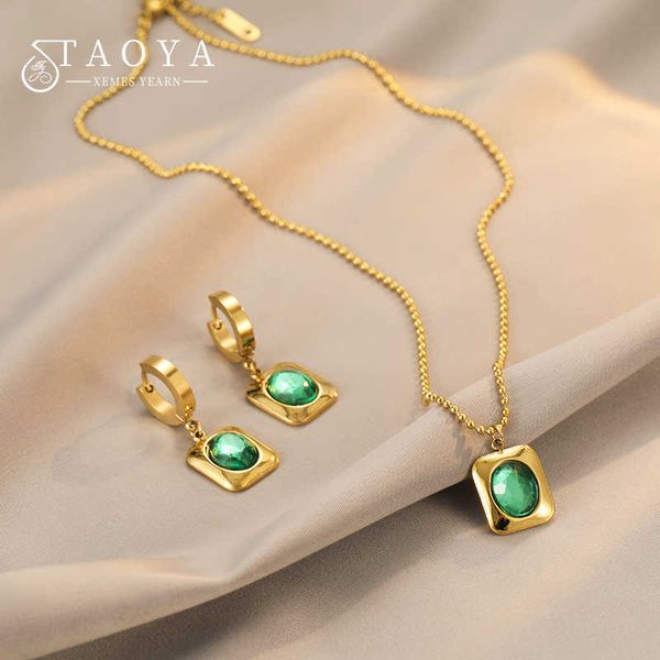 2022 new french retro green crystal square stainless steel necklace korean fashion jewelry for womans set accessories neck chain, Silver
2022 new french retro green crystal square stainless steel necklace korean fashion jewelry for womans set accessories neck chain, Silver
