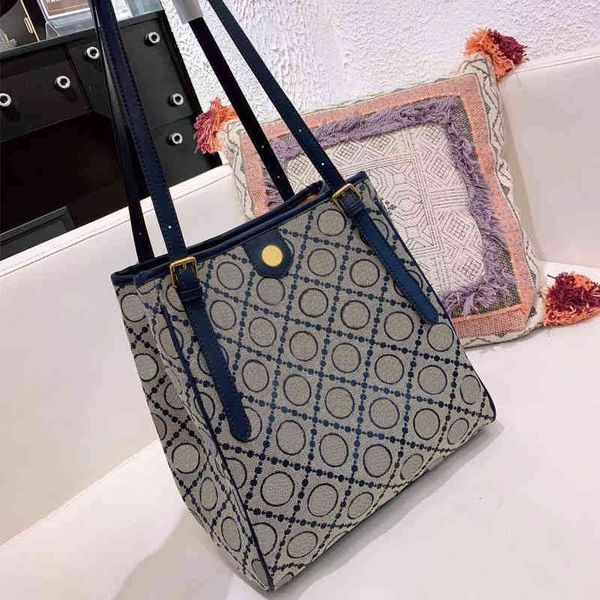 designer luxury women bag tory handbag tb fashion inclined shoulder bags versatile purses tories burchs totes large capacity saddle coal wal
designer luxury women bag tory handbag tb fashion inclined shoulder bags versatile purses tories burchs totes large capacity saddle coal wal