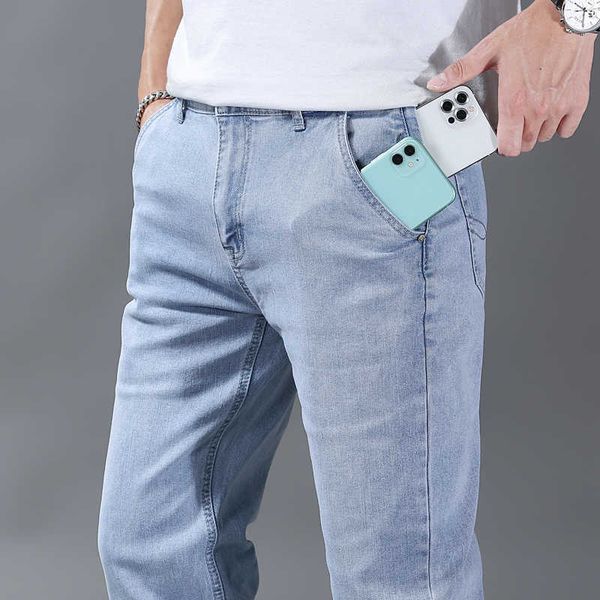 men's jeans classic summer thin denim blue men anti theft zipper fashion casual solid color male stretch trousers 220923
men's jeans classic summer thin denim blue men anti theft zipper fashion casual solid color male stretch trousers 220923