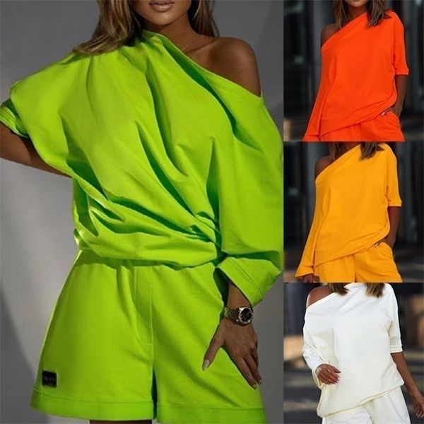 women's two piece pants fall loose and comfortable casual solid color off-the-shoulder shorts two-piece set 220926, White
women's two piece pants fall loose and comfortable casual solid color off-the-shoulder shorts two-piece set 220926, White