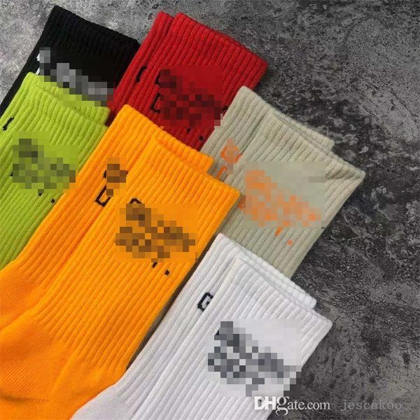 retail cotton socks men women lovers high street graffiti letters fashion medium tube hosiery, Black
retail cotton socks men women lovers high street graffiti letters fashion medium tube hosiery, Black