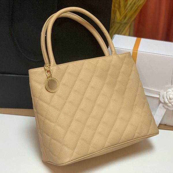 7a r bags vintagep hilton bag handbag haas caviar as1804 underarm bag fashion classic square lattice women's genuine leather bag luxury
7a r bags vintagep hilton bag handbag haas caviar as1804 underarm bag fashion classic square lattice women's genuine leather bag luxury
