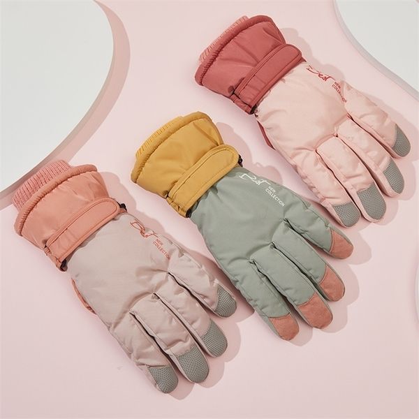 ski gloves winter women velvet thick riding outdoor mountaineering snowboard windproof waterproof mittens 220922
ski gloves winter women velvet thick riding outdoor mountaineering snowboard windproof waterproof mittens 220922