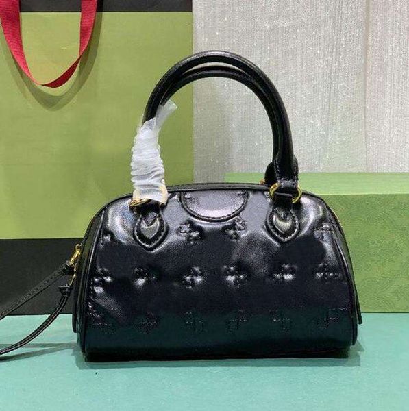 evening bags women shoulder pillow bag quilting handbag genuine leather handle totes bags geometric motif classic lettering removable i
evening bags women shoulder pillow bag quilting handbag genuine leather handle totes bags geometric motif classic lettering removable i