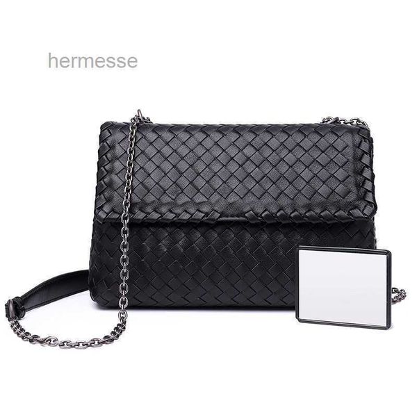 evening designer bags bottegs v china station new one shoulder bag fashion oblique span handag dual purpose hand woven womens handbags
evening designer bags bottegs v china station new one shoulder bag fashion oblique span handag dual purpose hand woven womens handbags