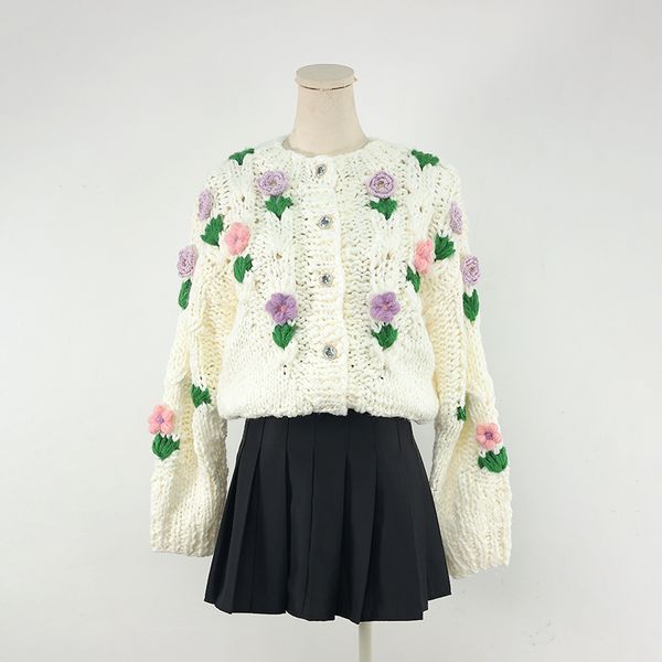 906 l 2022 milan runway autumn women sweater brand same style long sleeve white cardigan crew neck womens yuecheng, White;black
906 l 2022 milan runway autumn women sweater brand same style long sleeve white cardigan crew neck womens yuecheng, White;black