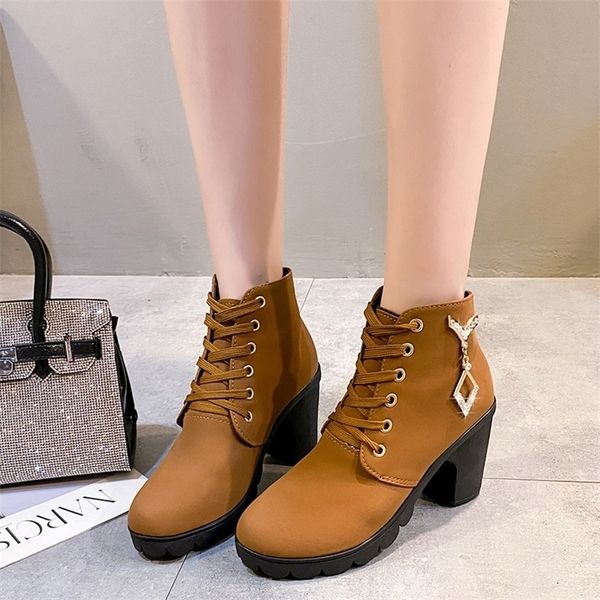 boots shoes for women lace up women's over the knee high heeled short leather roman style quality rain 42 men 220924, Black
boots shoes for women lace up women's over the knee high heeled short leather roman style quality rain 42 men 220924, Black