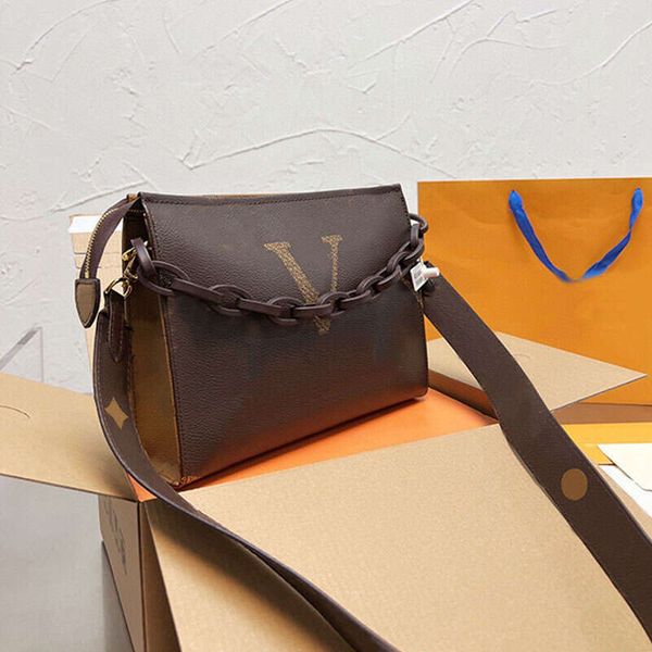 evening bags clutch bag shoulder bags women letter printing purse crossbody handbags zipper closure chain decoration pouch cell phone pocket
evening bags clutch bag shoulder bags women letter printing purse crossbody handbags zipper closure chain decoration pouch cell phone pocket