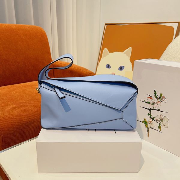 luxury bag designer handbag crossbody bags women designers tote bag ladies wallet purses solid color geometric patterns handbags
luxury bag designer handbag crossbody bags women designers tote bag ladies wallet purses solid color geometric patterns handbags