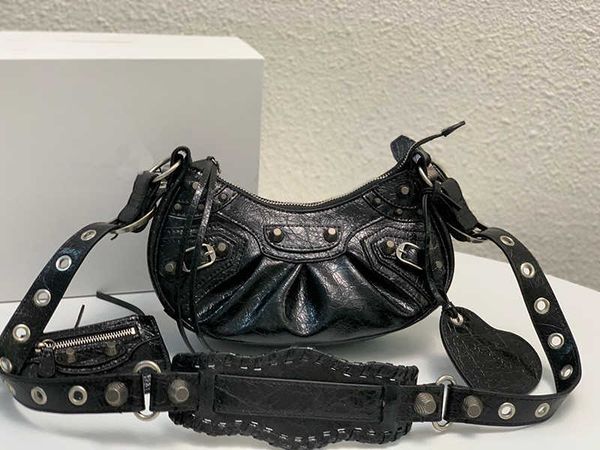 bags women shoulder bags crossbody genuine leather with rivet fashion luxury designer handbags girl shopping cutemulti
bags women shoulder bags crossbody genuine leather with rivet fashion luxury designer handbags girl shopping cutemulti