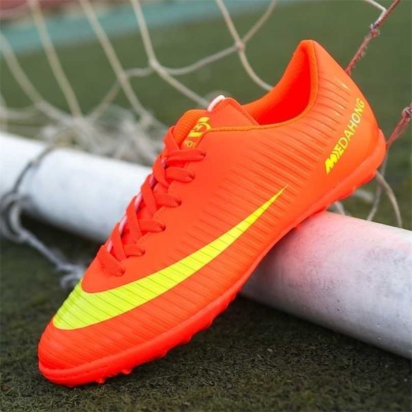 dress shoes professional men kids turf indoor soccer cleats original superfly futsal football boots sneakers chaussure de foot 220923, Black
dress shoes professional men kids turf indoor soccer cleats original superfly futsal football boots sneakers chaussure de foot 220923, Black