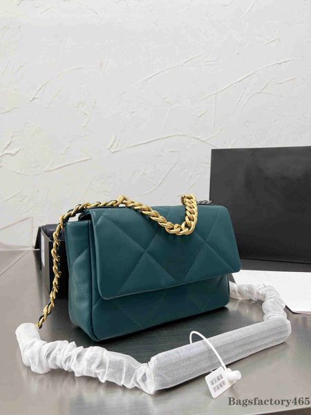 7a fashion womens handbag classic design women shoulders bag outdoor leisure handbags wallet cosmetic bags shoulder bags
7a fashion womens handbag classic design women shoulders bag outdoor leisure handbags wallet cosmetic bags shoulder bags