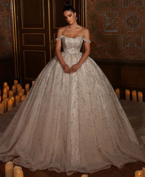 gorgeous beading wedding dresses bridal gowns beads crystals ball gown arabic dubai off the shoulder vestido de noiva plus size, White
gorgeous beading wedding dresses bridal gowns beads crystals ball gown arabic dubai off the shoulder vestido de noiva plus size, White