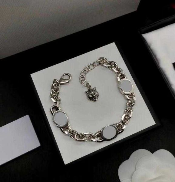 designer choker necklace classics men women stainless steel bracelets cuban silver chain brand letter pendants for collar hip hop
designer choker necklace classics men women stainless steel bracelets cuban silver chain brand letter pendants for collar hip hop