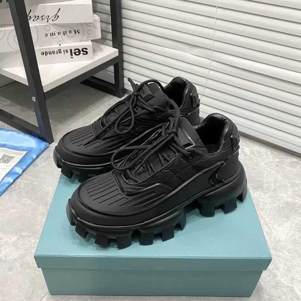 wholesale price luxury cloudbust thunder sneakers shoes re-nylon gabardine lug sole men trainers outdoor runner sports eu38-45
wholesale price luxury cloudbust thunder sneakers shoes re-nylon gabardine lug sole men trainers outdoor runner sports eu38-45
