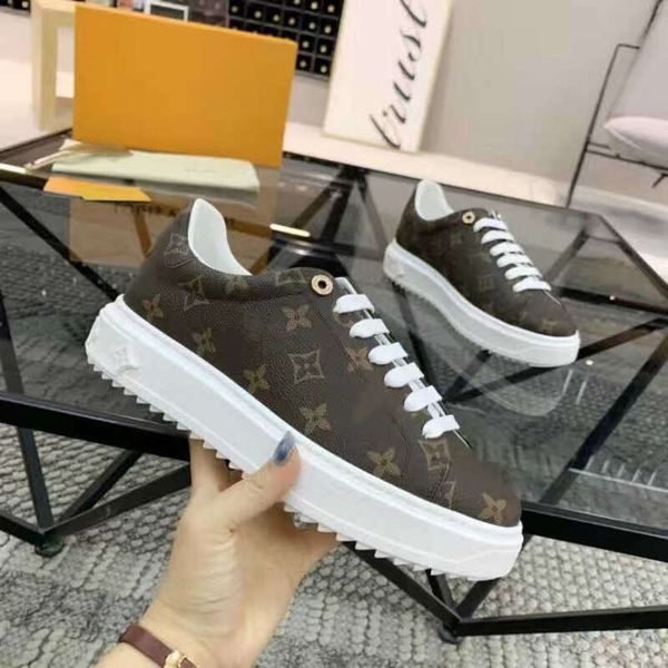luxurys designer italy time out sneaker low casual shoes women treaded rubber outsole printed calf leather classic trainers 03
luxurys designer italy time out sneaker low casual shoes women treaded rubber outsole printed calf leather classic trainers 03