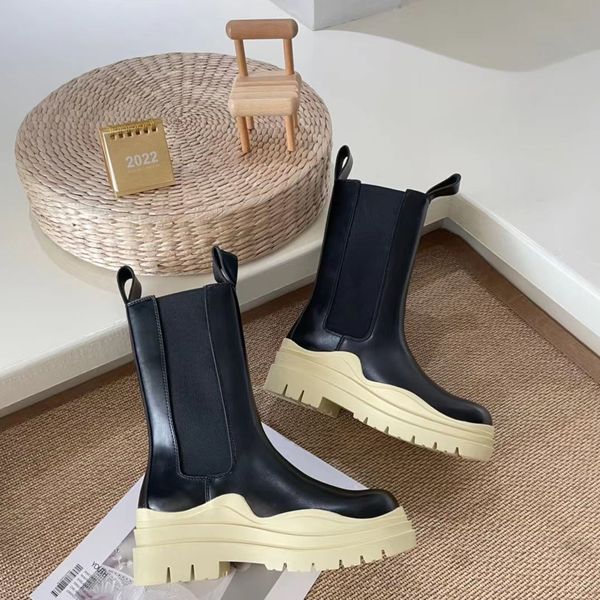 tire boots bottegas designer chelsea platform boots men women shoes luxury anti-slip outdoor ankle wave colored rubber outsole elastic webbi, Black
tire boots bottegas designer chelsea platform boots men women shoes luxury anti-slip outdoor ankle wave colored rubber outsole elastic webbi, Black