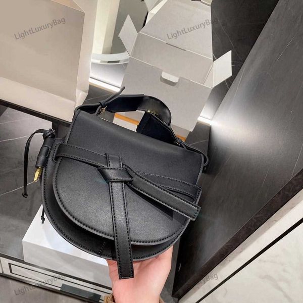 shoulder bag fashion brand designer leather wallet personality crossbody for women classic famous shopping purses 220918
shoulder bag fashion brand designer leather wallet personality crossbody for women classic famous shopping purses 220918