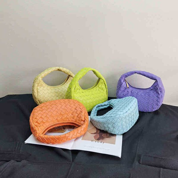 handbags designer bottegas woven venetas bag hand 2022 fashion hand-held bag womens croissant big personalized hand carry underarm bag
handbags designer bottegas woven venetas bag hand 2022 fashion hand-held bag womens croissant big personalized hand carry underarm bag